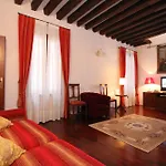 Ca Capitello, 250 M From St Marks Square Διαμέρισμα
